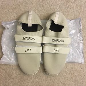 Notorious Lift Cream Gen 2 Slippers